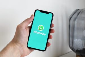 Struggling to Name Your WhatsApp Group? Meta Introduces an Innovative Solution