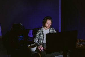 Exploring a Lucrative Career in the Gaming Industry: Opportunities and Insights