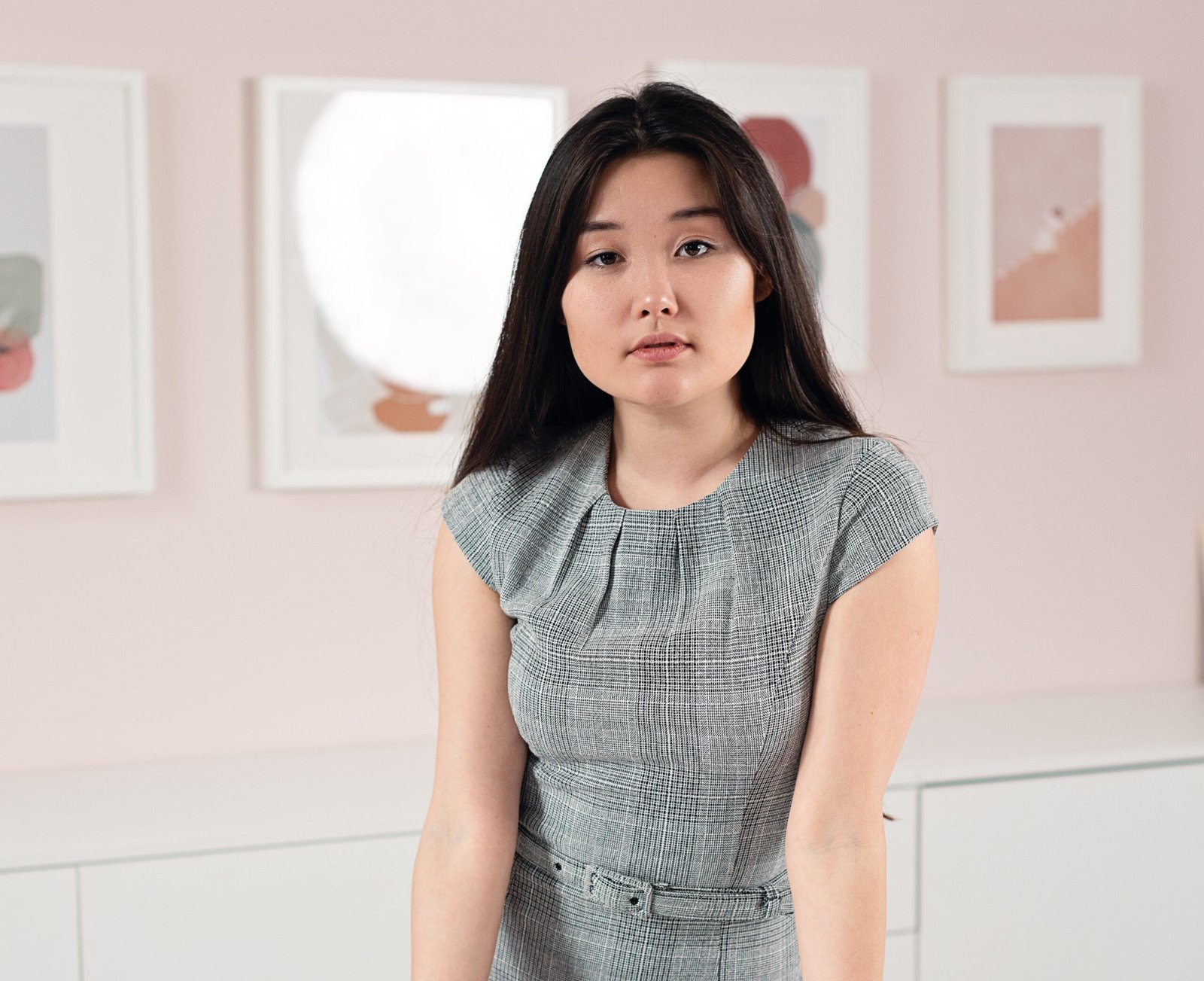 pexels mikhail nilov 8872793