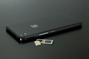 Should You Ditch the Plastic? The eSIM Upgrade Dilemma, Is it Worth the Hassle in 2024?