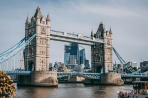 Dinner Bed and Breakfast Deals in London