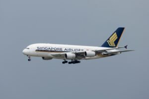 1 Dead, 30 Injured in ‘Severe Turbulence’ on Singapore Airlines Flight