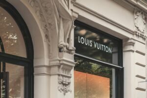The Impact of Fascia Signs on Branding and Visibility