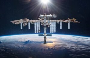 SpaceX Contracted by NASA to Deorbit ISS