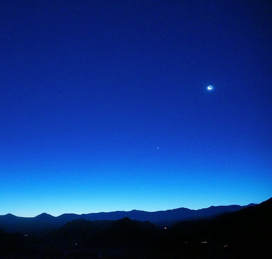 px Saturn, Moon, Venus and Mercury at dawn Dec