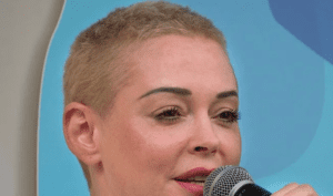 Rose McGowan Honors Shannen Doherty: “A Warrior’s Legacy”