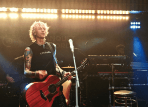 Machine Gun Kelly’s New Look: Fang Teeth