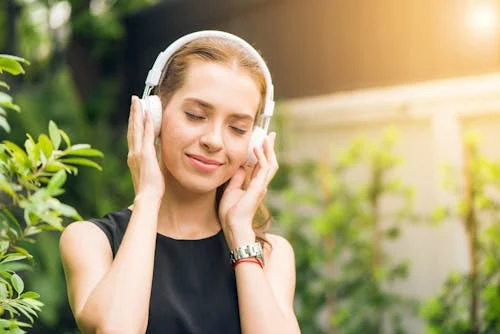 apple music vs amazon music which one is better