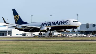 Ryanair shows less profit