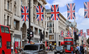 Rebounding Markets: A Mixed Day for London and Wall Street