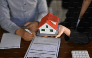 Mortgage Industry Dilemma: Is Borrowing Six Times Your Earnings Worth It?