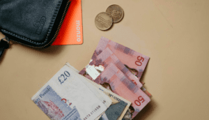 Euro Surges as Interest Rates Dance: A Tale of Two Currencies