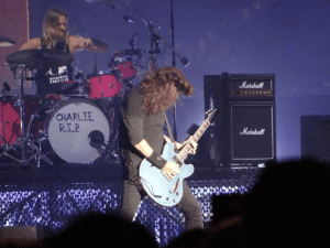 Dave Grohl Reacts to Viral Rumors and Admits to Fathering a Child with a Woman Other Than His Wife