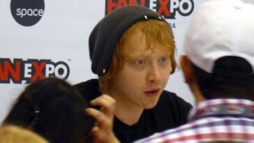 px Rupert Grint ()