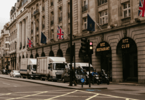 Big Spenders: How Trade Show Delegates Boost the UK Economy with £352 Daily Splash!
