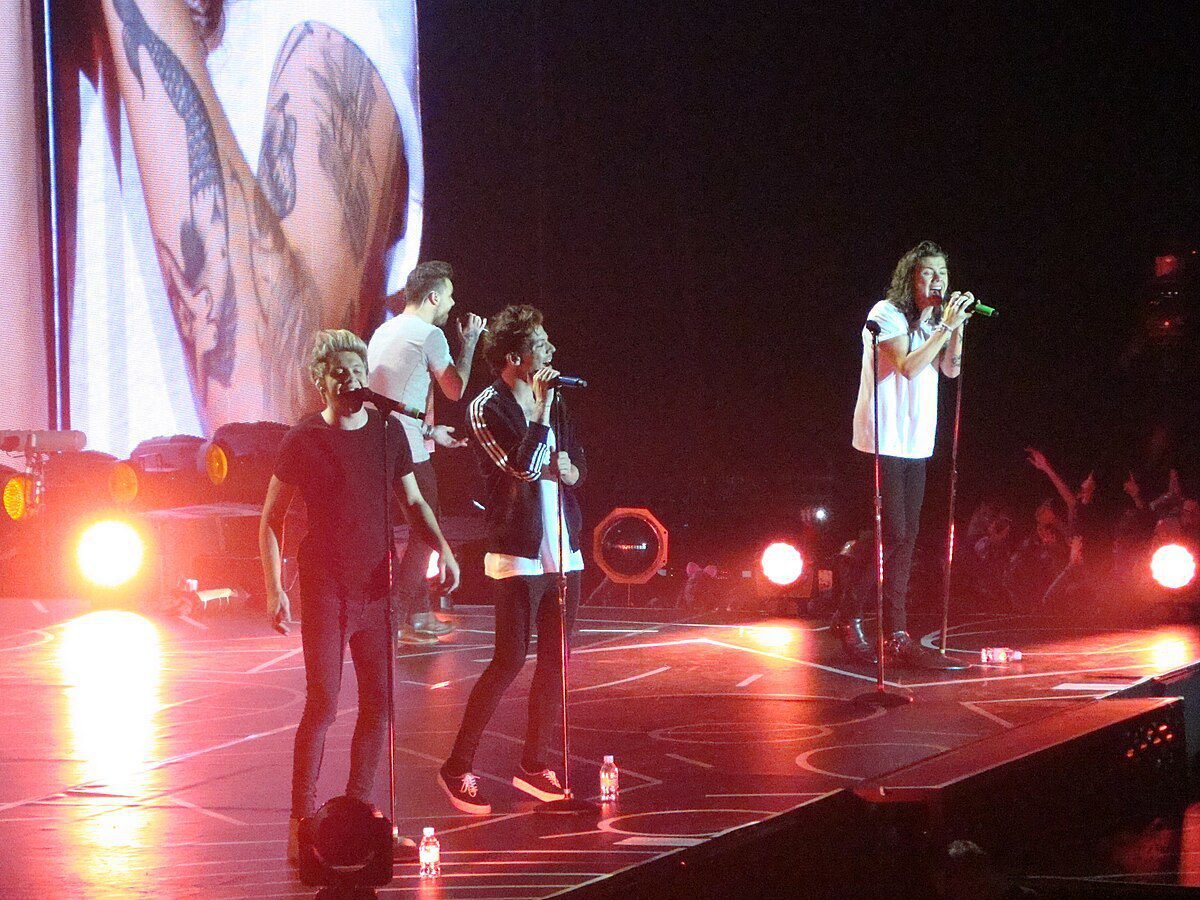 One Direction On The Road Again (Sheffield) One Direction ()
