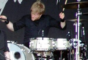Former My Chemical Romance Drummer Bob Bryar Dies at 44