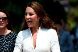 Kate Invites Southport Families to Join Her for Christmas Carols