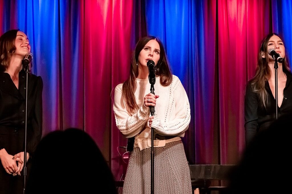 Lana Del Rey @ Grammy Museum ()