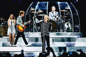 Rod Stewart Confirmed for Glastonbury 2025 Legends Slot: ‘I’m More Than Able to Pleasure and Titillate’