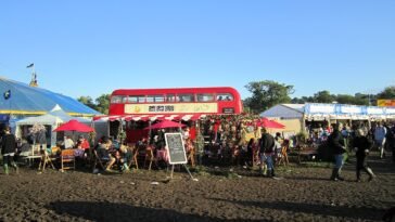 The Tea Stop Routemaster bus RML (JJD D), Glastonbury Festival ()