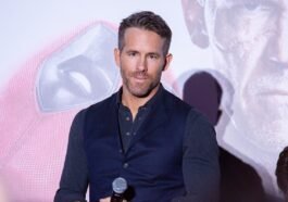 px Deadpool Japan Premiere Red Carpet Ryan Reynolds ()