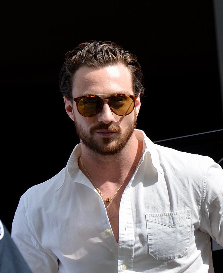 px Aaron Taylor Johnson ()