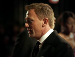 Daniel Craig: Bond Beyond the Screen