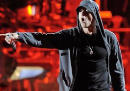 Eminem performing on April (cropped)