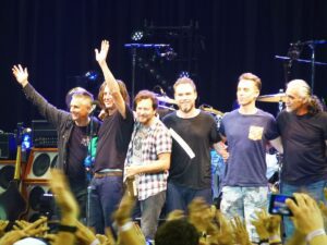Pearl Jam’s Embarrassing ‘Even Flow’ Video: The Concept They Were Too Ashamed to Release