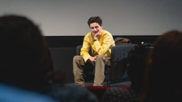 Timothee Chalamet and Saoirse Ronan ( of )