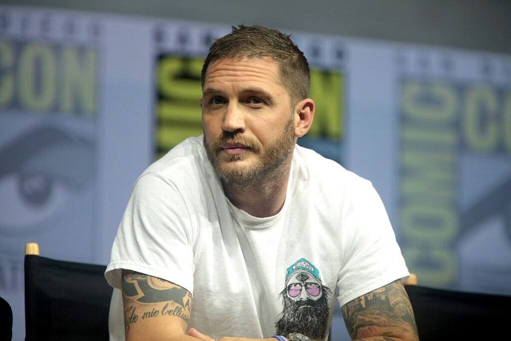 Tom Hardy ()