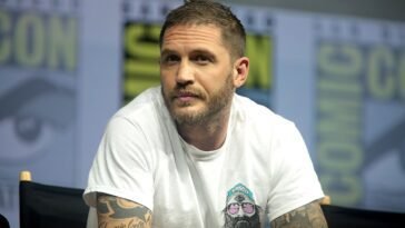 Tom Hardy ()