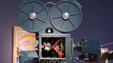 px strip Technicolor camera