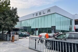 Tesla’s European Sales Fall 45% Amid Backlash Over Musk’s Political Associations