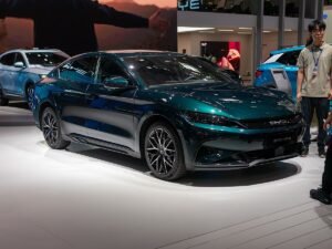 BYD Tops Tesla in 2024 Revenue, Heating Up the EV Market Competition