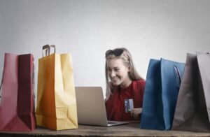 Hiring an E-commerce Virtual Assistant: A Game Changer for Your Online Business 