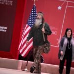 Phil & Kay Robertson ()