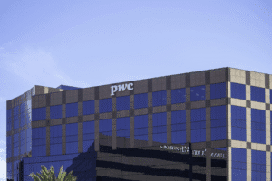 $1 Trillion in Limbo: Why US Private Equity Firms Are Holding Back, According to PwC