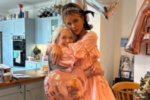 Kate Beckinsale Shares Heartbreaking Loss as Mother Judy Loe Dies in Her Arms at 78