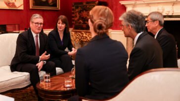 Prime Minister Keir Starmer and the Chancellor meet with Tematek
