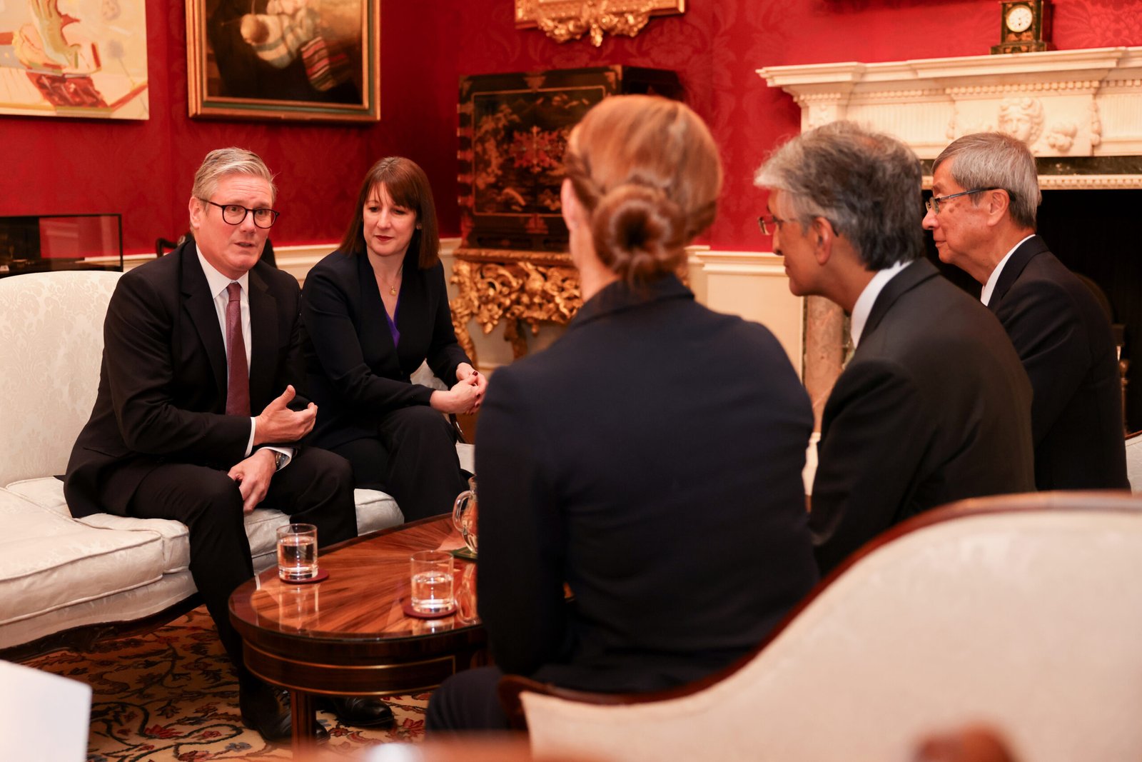 Prime Minister Keir Starmer and the Chancellor meet with Tematek