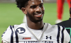 US NFL 2025: Shedeur Sanders Returns to Browns Practice After Injury Scare