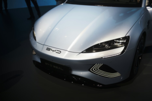 BYD Introduces Electric Vehicle Battery Promising 1,200 KM Range, Escalating Global EV Competition