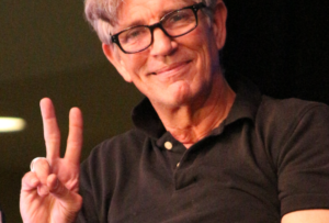Eric Roberts Reflects on His Relationship with Emma Roberts and a Life Marked by Growth