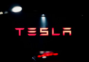 Tesla’s Energy Storage Business Emerges as a Lifeline Amid Falling Vehicle Margins