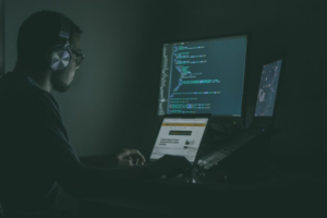 United Kingdom Faces Growing Threat of State-Backed Cyberattacks Amid Rising Geopolitical Tensions