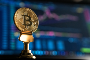 Analysis of Bitcoin Market Conditions as Stablecoin Dominance Signals Risk Aversion and Technical Indicators Point to Further Downside